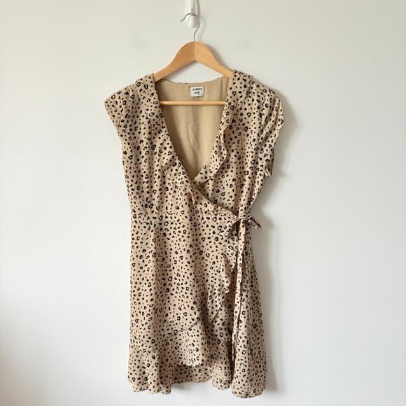 Aritzia Sunday Best Savoy Leopard Print Wrap Mini Dress Size 6 - Picture 4 of 8